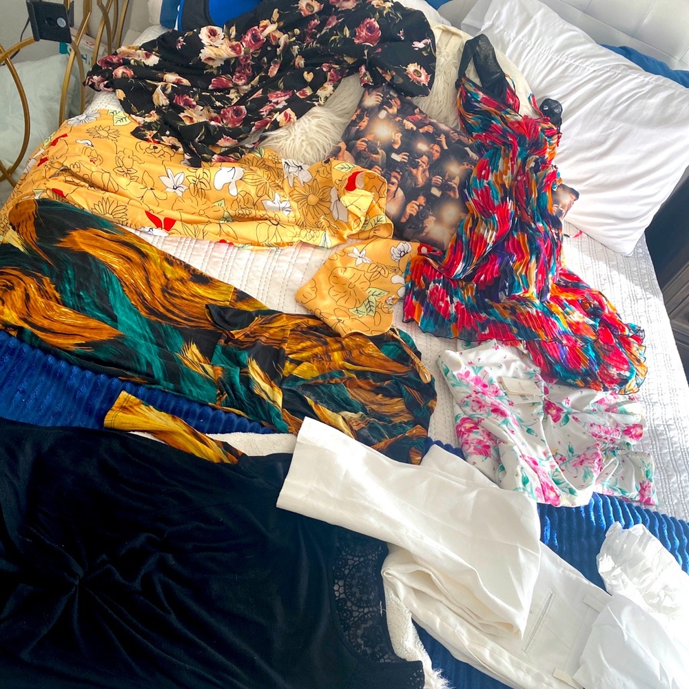 Women’s variety of clothing entire lot